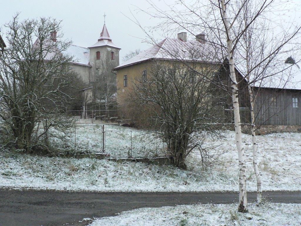 Katolicý kostel v zimě