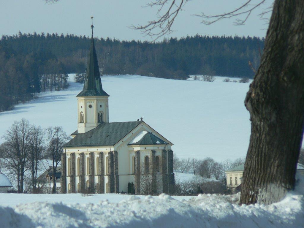 Evangelický kostel v zimě