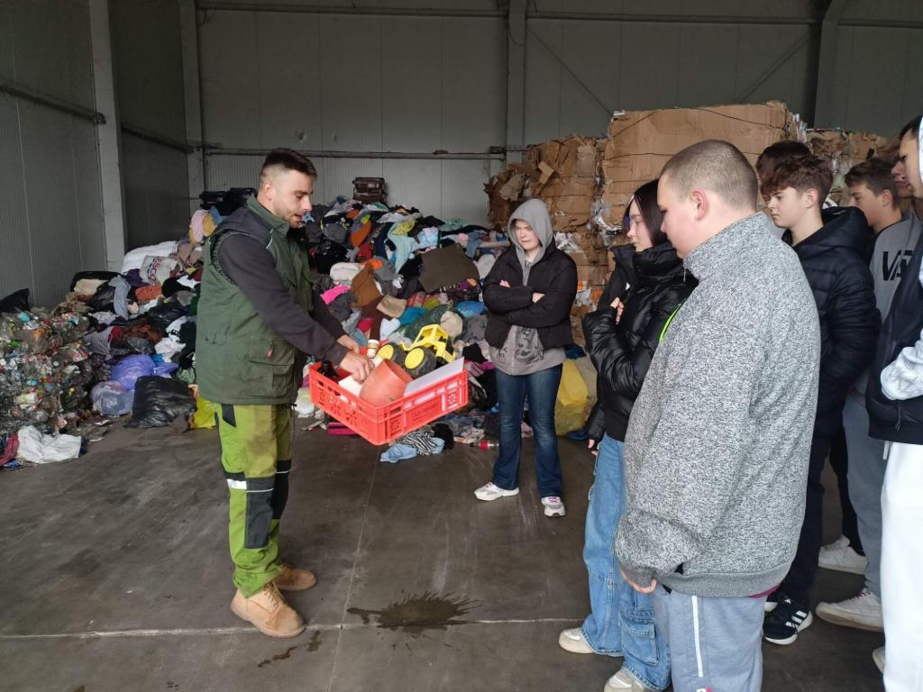 556899739_812989267924194_7200929188875553673_n.jpg (1024×768)